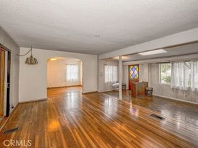 10520 Hillhaven Avenue, Tujunga (los Angeles) CA 91042
