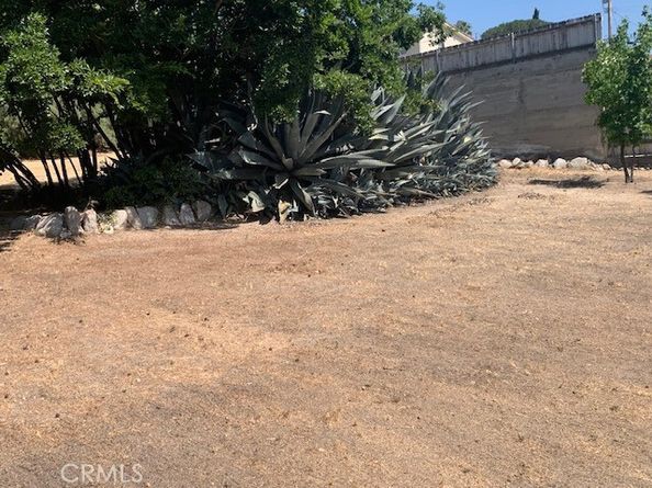 10520 Hillhaven Avenue, Tujunga (los Angeles) CA 91042