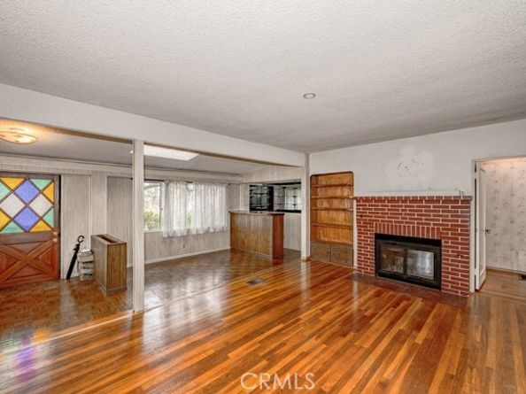 10520 Hillhaven Avenue, Tujunga (los Angeles) CA 91042