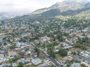 10520 Hillhaven Avenue, Tujunga (los Angeles) CA 91042