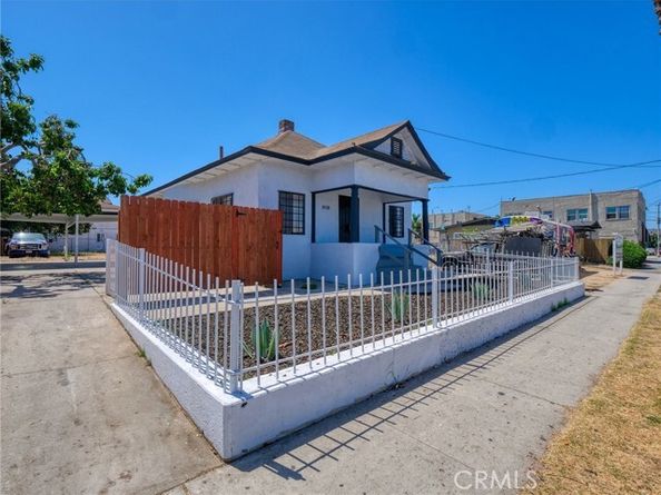1028 E 10th, Long Beach CA 90813