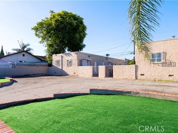 719 E Imperial Highway, Los Angeles CA 90059