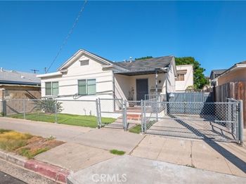 1316 S Grand Avenue