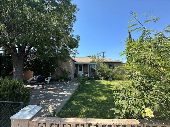 10673 Saticoy Street, Sun Valley (los Angeles) CA 91352