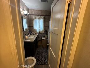 10673 Saticoy Street, Sun Valley (los Angeles) CA 91352