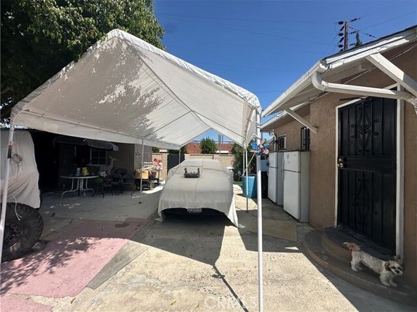 10673 Saticoy Street, Sun Valley (los Angeles) CA 91352