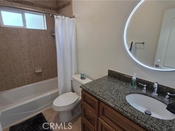 13629 Wyandotte, Van Nuys (los Angeles) CA 91405