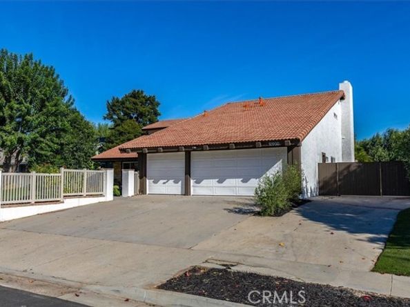 10900 Remmet Avenue, Chatsworth (los Angeles) CA 91311