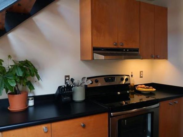 1250 Powell Street 10, Emeryville CA 94608
