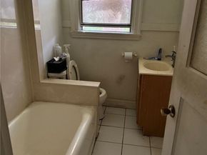 2123 High Street, Oakland CA 94601