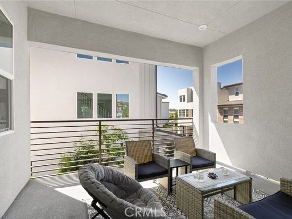 200 Newton, Lake Forest (el Toro) CA 92630