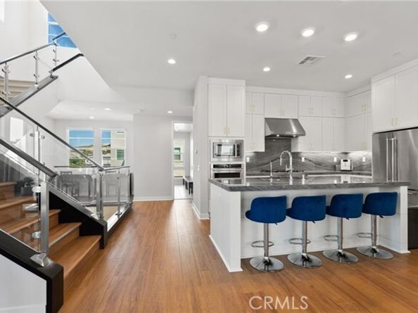 200 Newton, Lake Forest (el Toro) CA 92630