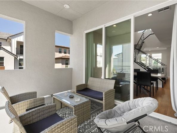 200 Newton, Lake Forest (el Toro) CA 92630