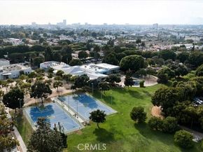 2131 Virginia Avenue, Santa Monica CA 90404
