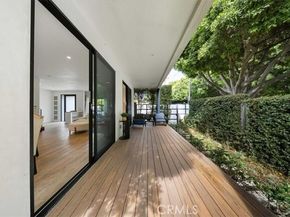 2131 Virginia Avenue, Santa Monica CA 90404