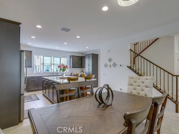 104 Alder Ridge, Lake Forest (el Toro) CA 92610