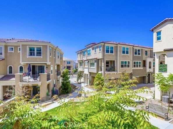 104 Alder Ridge, Lake Forest (el Toro) CA 92610