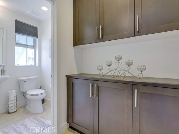 104 Alder Ridge, Lake Forest (el Toro) CA 92610