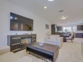 104 Alder Ridge, Lake Forest (el Toro) CA 92610