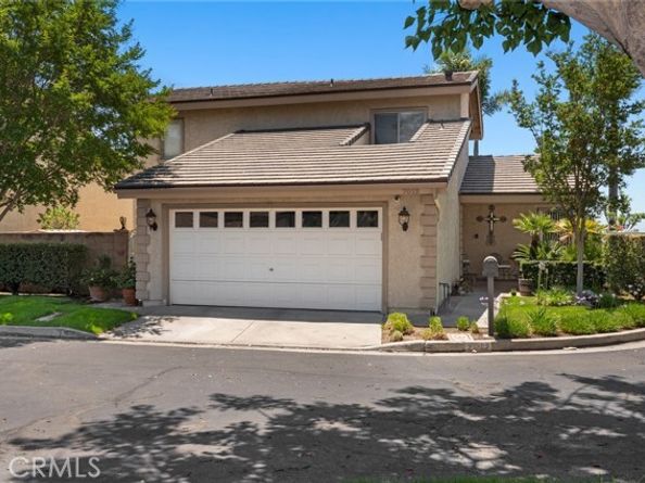 7012 E Viewpoint Lane, Anaheim CA 92807