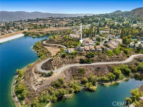 7012 E Viewpoint Lane, Anaheim CA 92807