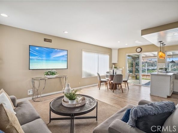 7012 E Viewpoint Lane, Anaheim CA 92807