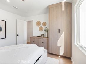 3924 Dublin, Los Angeles CA 90008