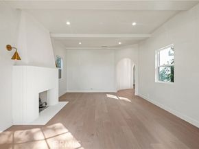 3924 Dublin, Los Angeles CA 90008