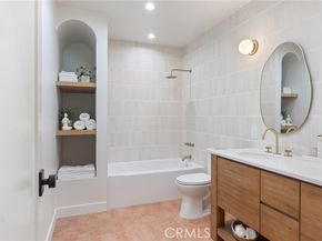3924 Dublin, Los Angeles CA 90008