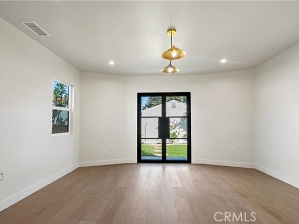 3924 Dublin, Los Angeles CA 90008