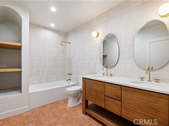 3924 Dublin, Los Angeles CA 90008