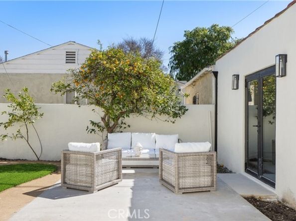 3924 Dublin, Los Angeles CA 90008