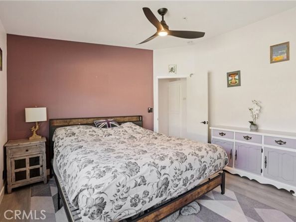 11377 Osborne Place 13, Sylmar (los Angeles) CA 91342