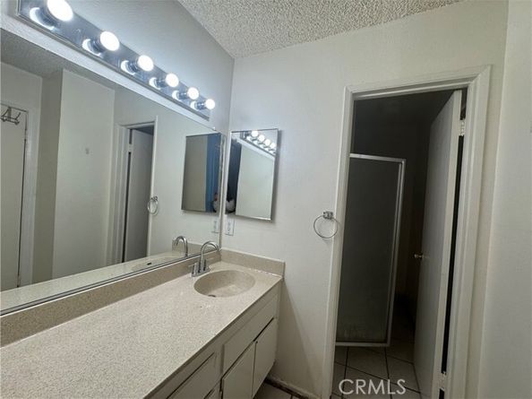 5460 White Oak Ave G102, Encino (los Angeles) CA 91316