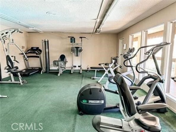 5460 White Oak Ave G102, Encino (los Angeles) CA 91316