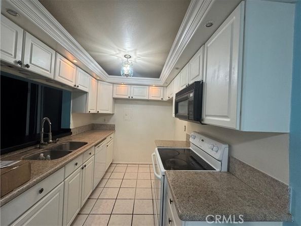 5460 White Oak Ave G102, Encino (los Angeles) CA 91316