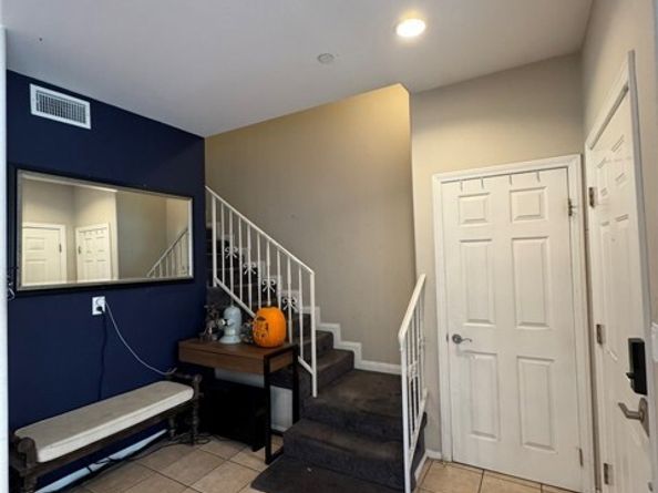 12375 Osborne Place 07, Pacoima (los Angeles) CA 91331
