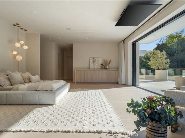 17177 Adlon Road, Encino (los Angeles) CA 91436