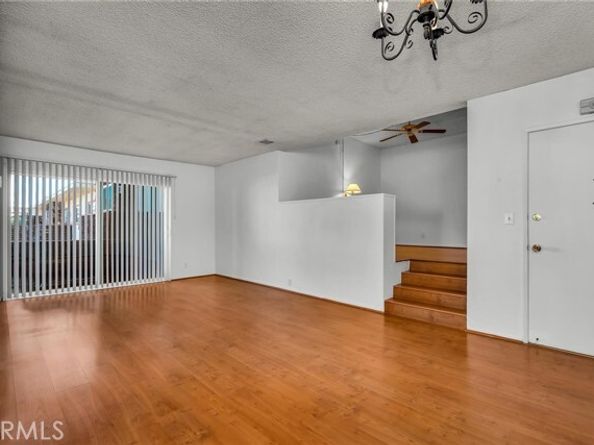 5414 Newcastle Avenue 49, Encino (los Angeles) CA 91316