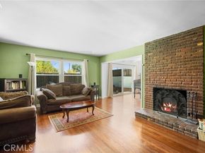 6818 Varna Avenue, Los Angeles CA 91405