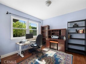 6818 Varna Avenue, Los Angeles CA 91405