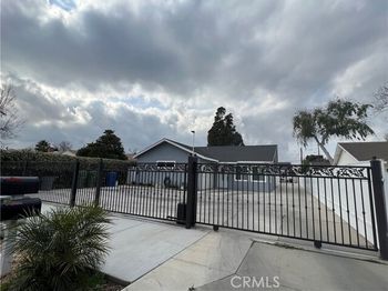 15057 Paddock Street