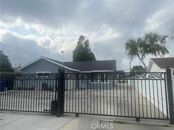15057 Paddock Street, Sylmar (los Angeles) CA 91342