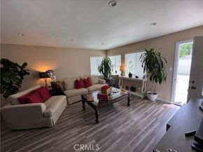 15057 Paddock Street, Sylmar (los Angeles) CA 91342