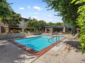 7137 Shoup Ave 39, West Hills (los Angeles) CA 91307