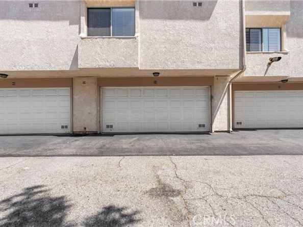 7137 Shoup Ave 39, West Hills (los Angeles) CA 91307