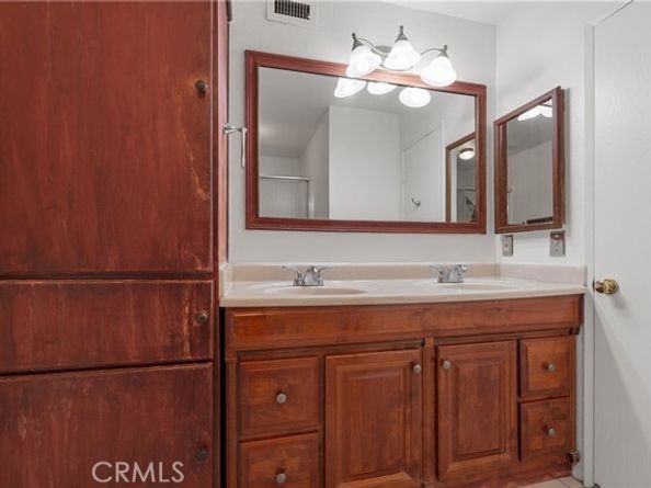 7137 Shoup Ave 39, West Hills (los Angeles) CA 91307
