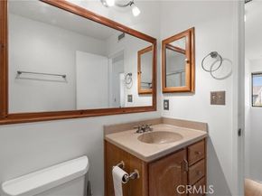 7137 Shoup Ave 39, West Hills (los Angeles) CA 91307