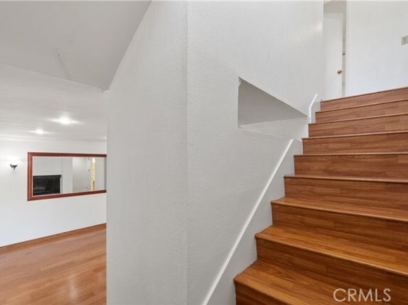 7137 Shoup Ave 39, West Hills (los Angeles) CA 91307