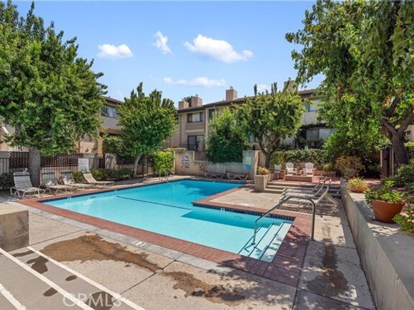 7137 Shoup Ave 39, West Hills (los Angeles) CA 91307